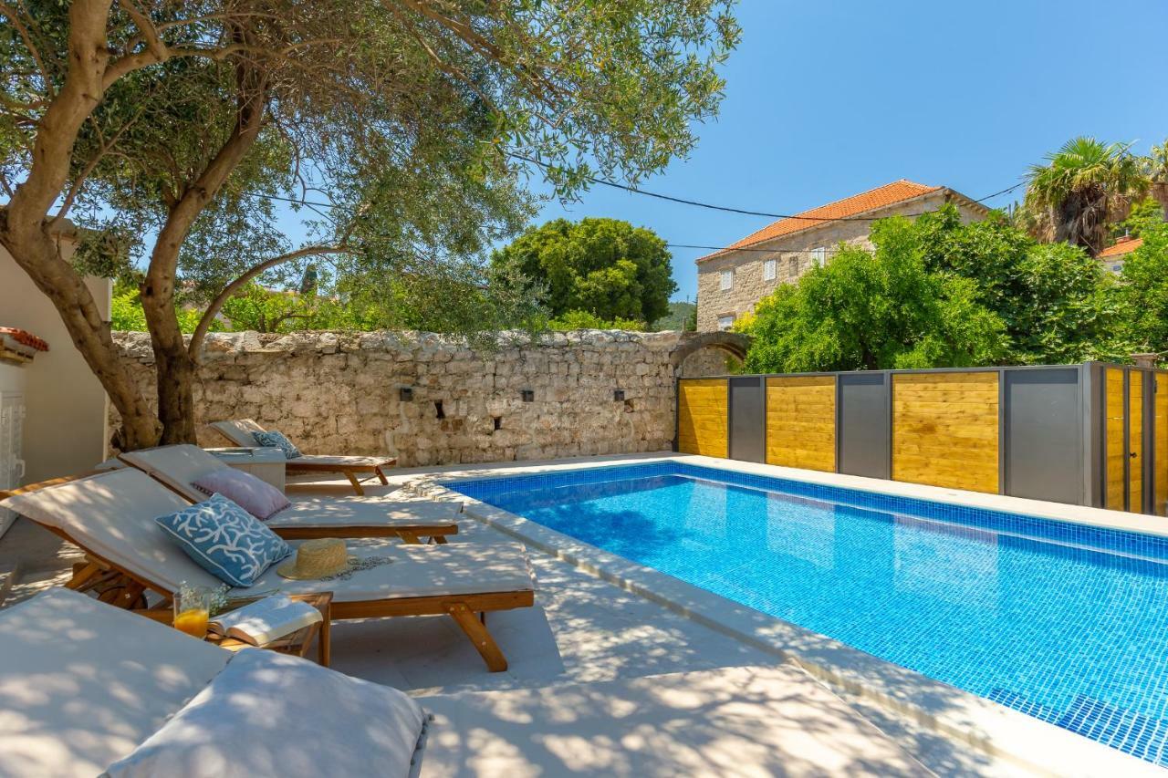 Hedera Estate, Hedera Iv Villa